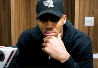 Αντετοκούνμπο: «Πρέπει να αγνοώ αυτά που λένε για μένα – Μου λείπει ο Μουτόμπο» (vid)