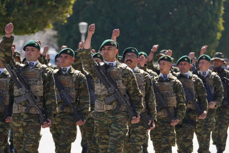 Δένδιας – Μητσοτάκης ετοιμάζονται να ανακοινώσουν αυξήσεις για τις Ένοπλες Δυνάμεις