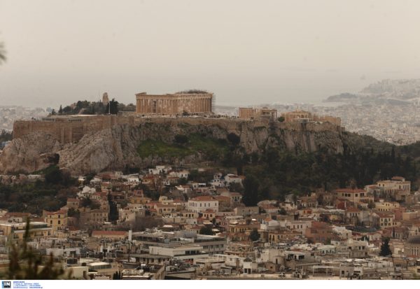 Καιρός: Παρέλαση με αφρικανική σκόνη και τοπικές βροχές – Πού θα είναι έντονα τα φαινόμενα