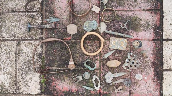 Πώς δρούσαν οι τρεις ομάδες αρχαιοκάπηλων – Υπάλληλος της Εφορείας Αρχαιοτήτων Σερρών μεταξύ των συλληφθέντων