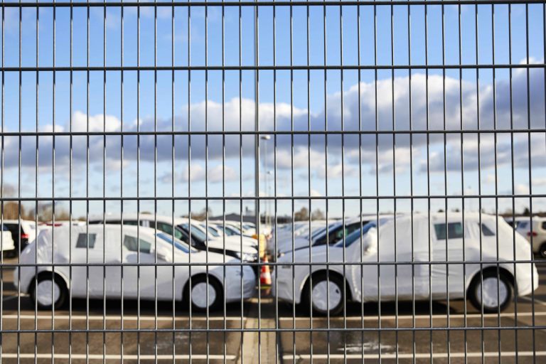 «Ανάσα» τριών ετών για την αυτοκινητοβιομηχανία στο μέτωπο του CO2