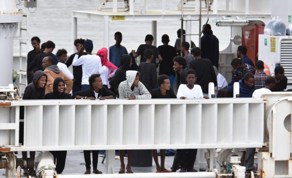 Ιταλία: Η κυβέρνηση θα αποζημιώσει μετανάστες του πλοίου Diciotti που ο Σαλβίνι εμπόδισε να αποβιβαστούν