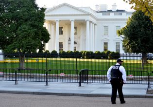 Πυροβολισμοί έξω από τον Λευκό Οίκο