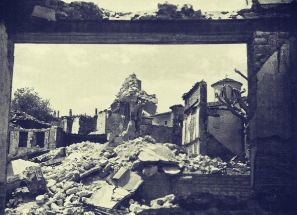 Ο ματωμένος Αύγουστος του ’44: Ξεκινάει το διεθνές συνέδριο για τα 80 χρόνια από την καταστροφή του Καρπενησίου