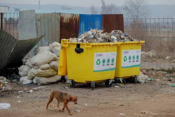 Το σοκ των 19 κιλών ρούχων τον χρόνο ανά Ευρωπαίο