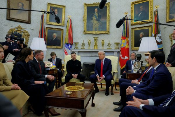 Ζελένσκι: Το «ευχαριστώ» του στους Ευρωπαίους ηγέτες μετά την αντιπαράθεση με τον Τραμπ