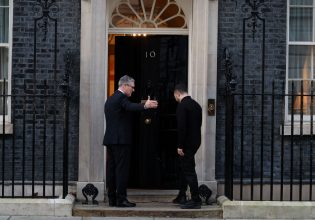 Σύνοδος Ευρωπαίων ηγετών στο Λονδίνο για την Ουκρανία – Το χειρότερο σενάριο μετά το ρήγμα Τραμπ – Ζελένσκι