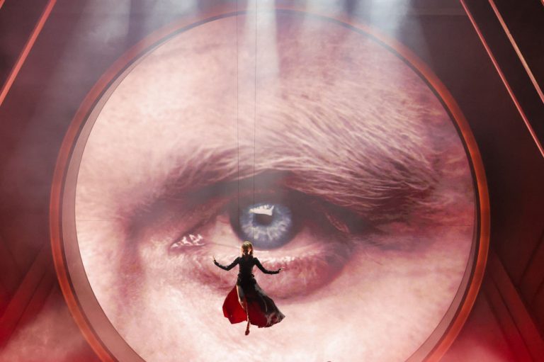 Tζέιμς Μποντ επιτάχυνε! Ο Τζεφ Μπέζος φέρνει τον Bond 26 στις οθόνες πιο γρήγορα από ποτέ