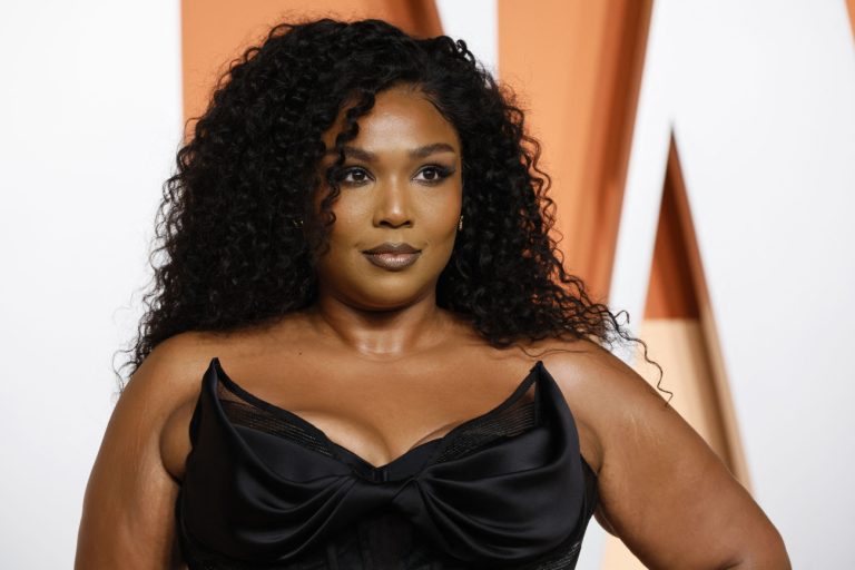 Η Λίζο θα υποδυθεί τη «νονά του ροκ εν ρολ» Ροζέτα Θαρπ σε νέα βιογραφική ταινία