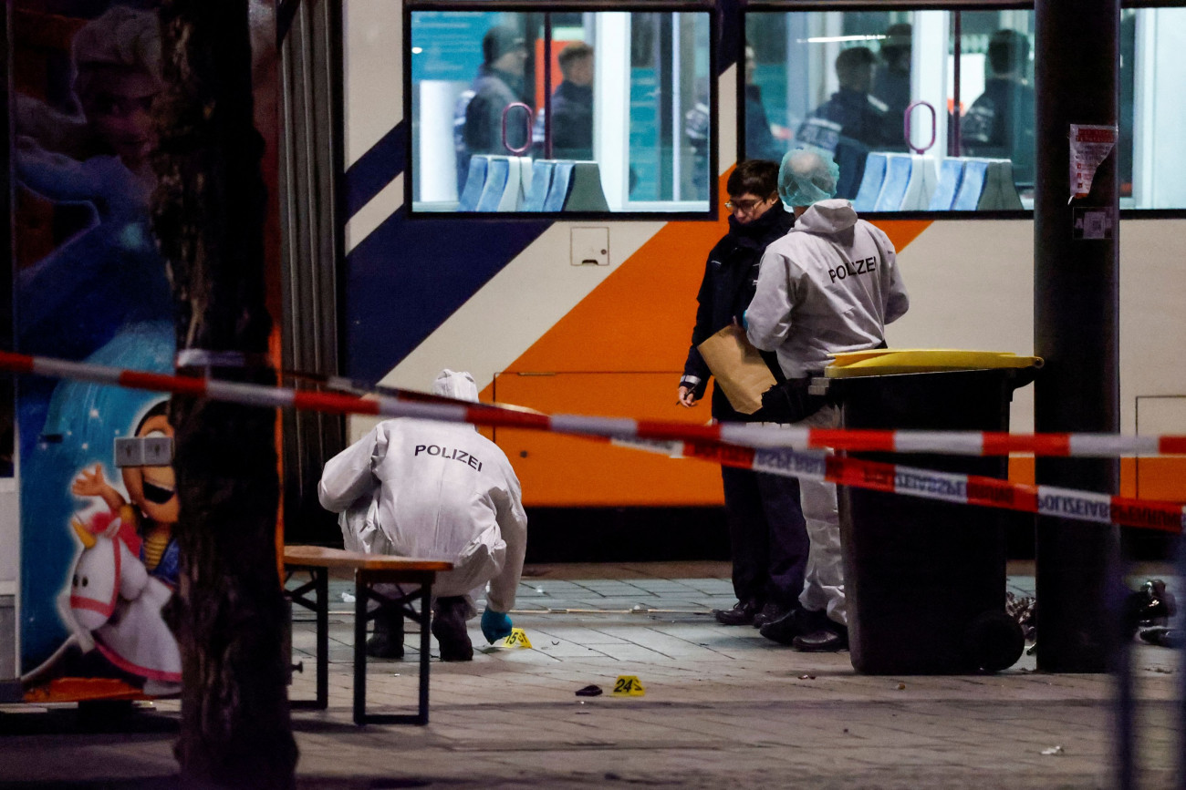 Γερμανία: Σοκ από το νέο περιστατικό – Νεκροί και τραυματίες από ΙΧ που έπεσε σε πλήθος στο Μάνχαϊμ