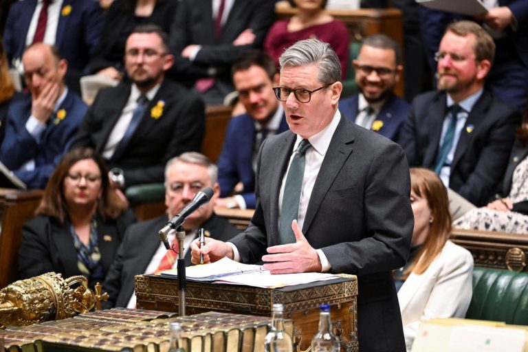 Κιρ Στάρμερ: Η πιο μεγάλη ώρα του είναι τώρα;