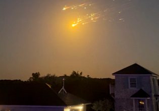 SpaceX: Νέα έκρηξη πυραύλου της οδηγεί σε καθυστερήσεις πτήσεων στη Φλόριντα [βίντεο]