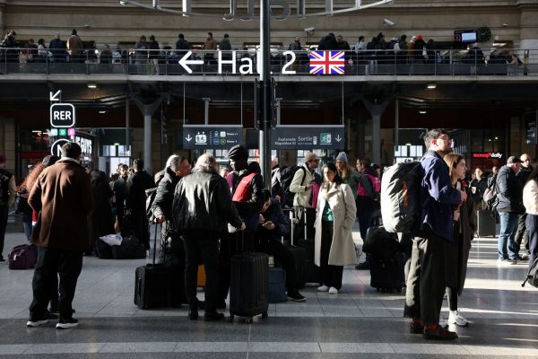 Γαλλία: Διακόπηκαν δρομολόγια τρένων στο Παρίσι – Εντοπίστηκε βόβμα του Β’ Παγκοσμίου Πολέμου