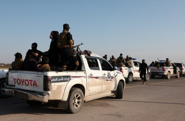 Σε νέο κύκλο εμφυλίου μπαίνει η Συρία – Η Αθήνα ζητά να σταματήσουν οι θηριωδίες εναντίον αμάχων