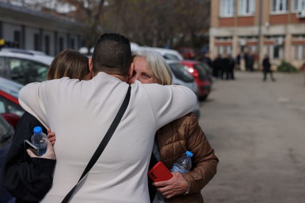 Βόρεια Μακεδονία: Σε σοβαρό θερμικό σοκ στο νοσοκομείο της Σόφιας τραυματίες από τη φωτιά στο κλαμπ