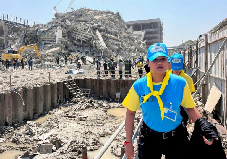 Σεισμός στη Μιανμάρ: «Πολλά θύματα» – «Ζώνη καταστροφής» η Μπανγκόκ με δεκάδες εγκλωβισμένους