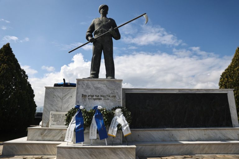 Λάρισα: Τίμησαν την εξέγερση του Κιλελέρ οι αγρότες των μπλόκων – «Φάρος εξέγερσης και συλλογικής δράσης»