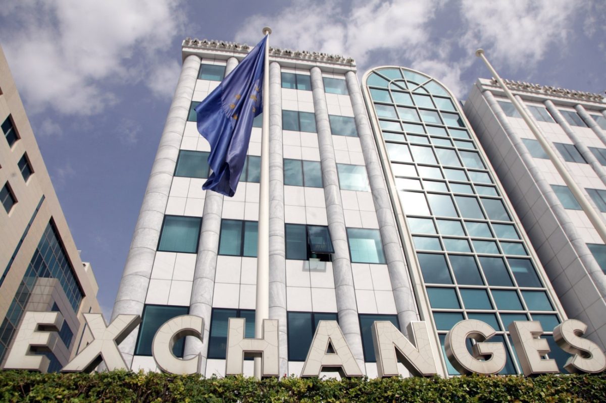 Βουτιά στο Χρηματιστήριο Αθηνών, χτύπησε ο τυφώνας Τραμπ