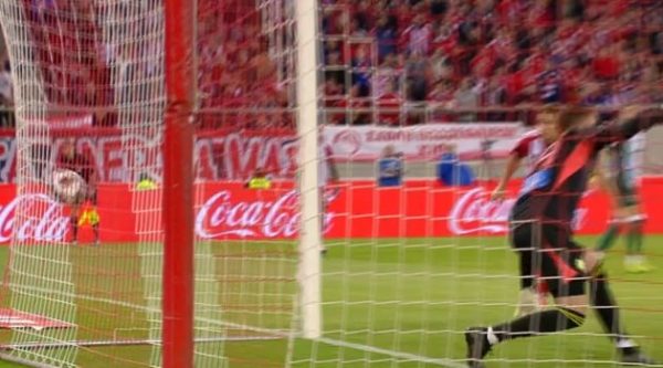 Ο Γιάρεμτσουκ κάνει το 3-1 για τον Ολυμπιακό – Δεύτερο γκολ του Ουκρανού στο ντέρμπι (vids)