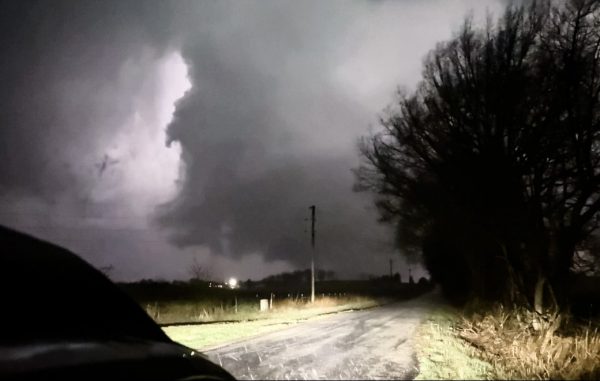 ΗΠΑ: Τουλάχιστον 14 νεκροί από ανεμοστρόβιλους και καταιγίδες