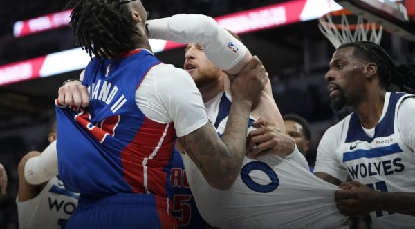 Χαμός στο NBA: Ξύλο, επτά αποβολές και… νίκη για τη Μινεσότα (vids)