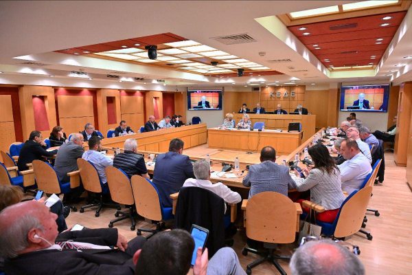 Ειδικό xρηματοδοτικό πρόγραμμα για τη συντήρηση του ενδοδημοτικού οδικού δικτύου