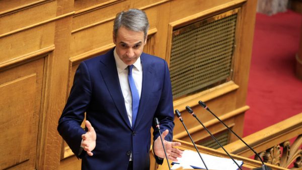Μητσοτάκης: Είστε αντίγραφο κ. Ανδρουλάκη, είστε πράσινος ΣΥΡΙΖΑ – Ρίχνετε νερό στο μύλο των ακραίων