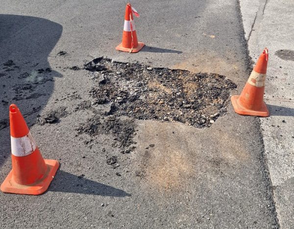 Νέος κανονισμός του δήμου Αλίμου για την χορήγηση αδειών για τις εργασίες στους δρόμους