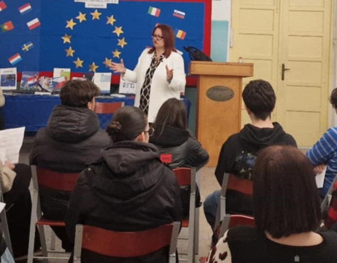 Επιστροφή…στο σχολείο για την Δήμαρχο Τήλου