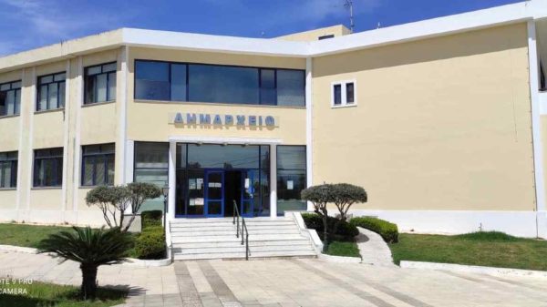 Κίνδυνος να μείνουν χωρίς τρόφιμα οι παιδικοί σταθμοί υποστηρίζει η δημοτική Αρχή Ραφήνας-Πικερμίου