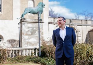 Καθηγητής Harvard: Εξαιρετικά ευφυής και δυναμική πολιτική προσωπικότητα ο Τσίπρας – Έμεινα εντυπωσιασμένος