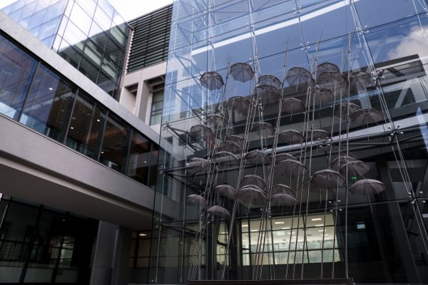 ΠΑΣΟΚ, ΣΥΡΙΖΑ και Νέα Αριστερά καταδικάζουν τον βανδαλισμό στην Εθνική Πινακοθήκη από τον βουλευτή της Νίκης