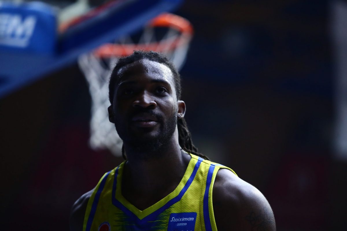 Τέλος από το Περιστέρι ο Μπράουν