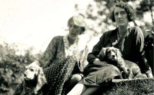 «Απίστευτο πόσο απαραίτητη μου έχεις γίνει» – Ο έρωτας της Βιρτζίνια Γουλφ για τη Βίτα Σάκβιλ Γουέστ