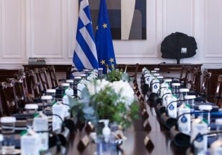 Ανασχηματισμός προ των πυλών: Η ώρα της κρίσης