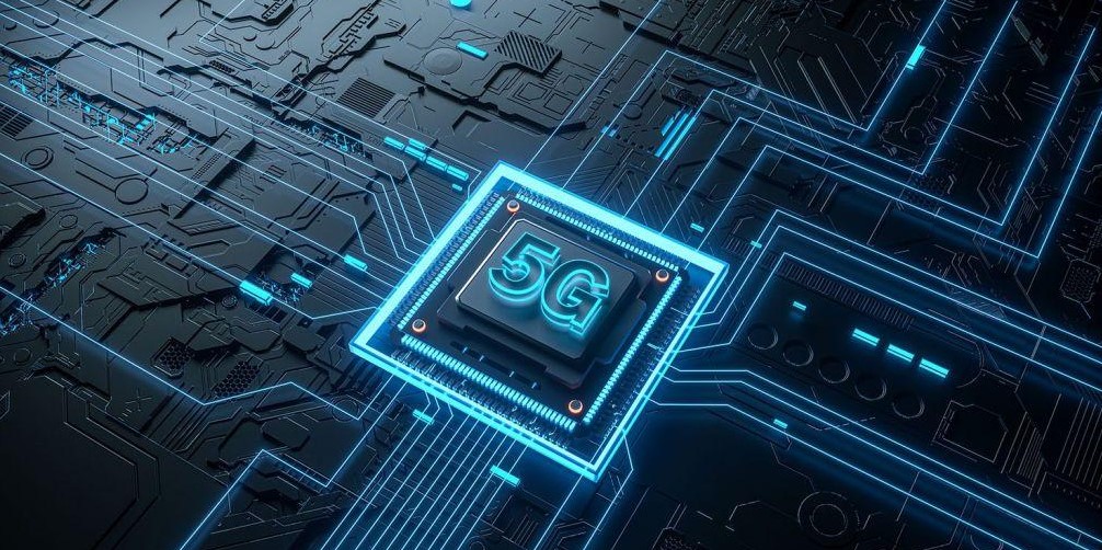 Τηλεπικοινωνίες: Από τις τηλεφωνικές υπηρεσίες στην παραγωγή ΑΠΕ