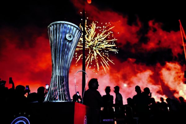 Ο χρυσός αιώνας του Θρύλου