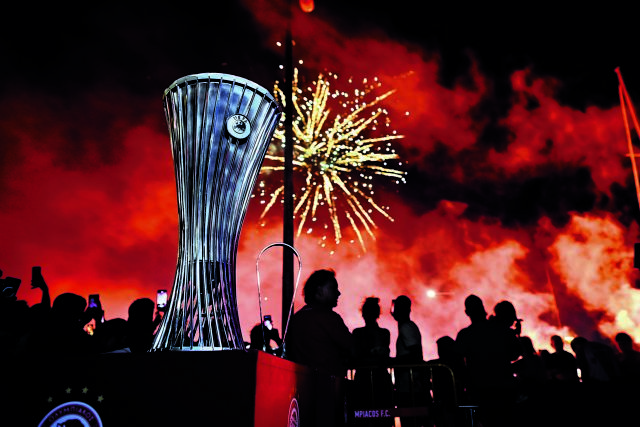 Ο χρυσός αιώνας του Θρύλου