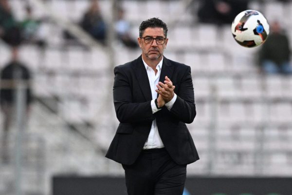 Bιτόρια: Πώς …παρκάρει στον πάγκο παίκτες αξίας!