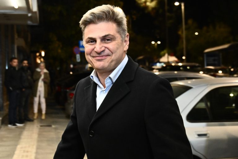 Στη Δαμασκό για δύο μέρες ο Φαραντούρης – Ο στόχος της επίσκεψης