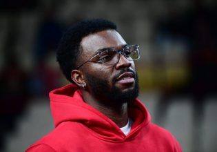 ΜακΚίσικ: «Επέστρεψε στις προπονήσεις ο Έβανς»