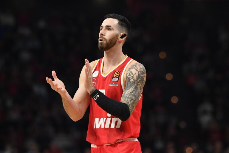 Βιλντόζα: «Ήρθα στον Ολυμπιακό για το back-to-back» (vid)