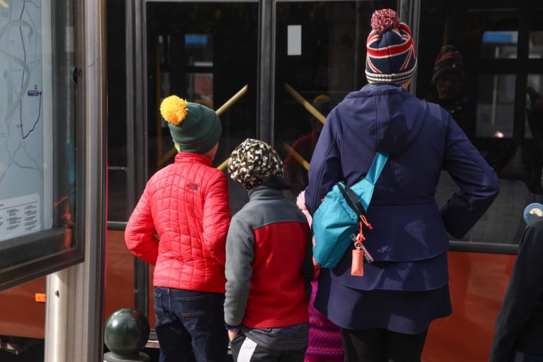 Πορτοκαλί προειδοποίηση από την ΕΜΥ – Έρχονται χιόνια, καταιγίδες και κρύο