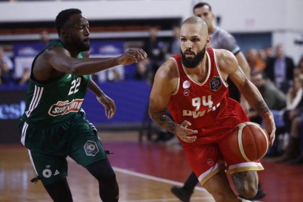 Η «μητέρα» των μαχών στη Euroleague: Ολυμπιακός και Παναθηναϊκός συγκρούονται στο κατάμεστο ΣΕΦ