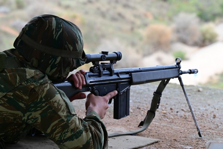 Δένδιας: Αυξήσεις έως 20% στα στελέχη των Ενόπλων Δυνάμεων – Δείτε παραδείγματα