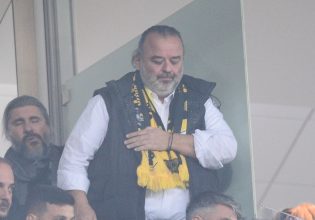 Και ο Ηλιόπουλος στο σημάδι των οπαδών (vid)