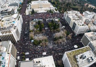 Βολές κομμάτων κατά Μητσοτάκη μετά την ανάρτηση για τα Τέμπη