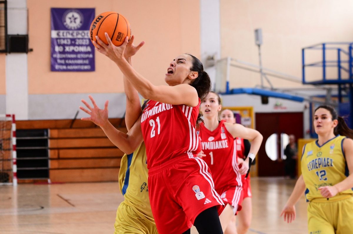 Εσπερίδες – Ολυμπιακός 66-83: Οι «ερυθρόλευκες» πέρασαν από την Καλλιθέα με κορυφαία την Χριστινάκη