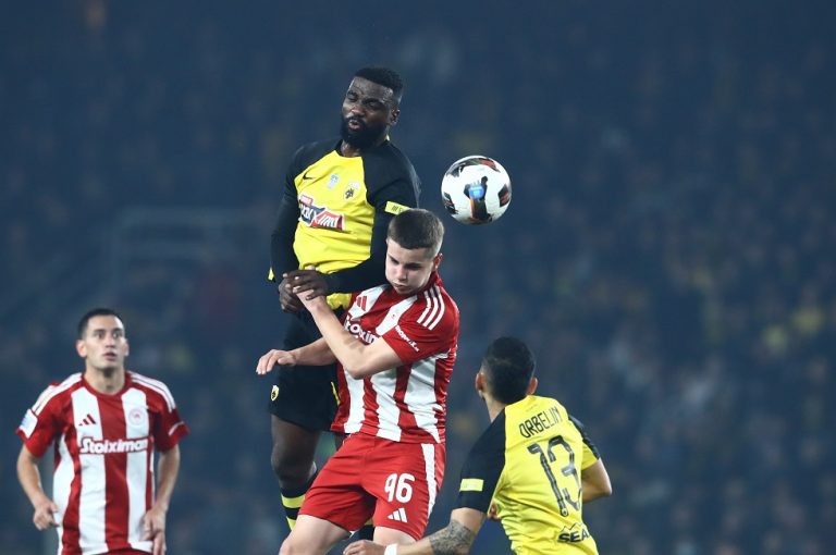 H βαθμολογία της Super League μετά τη νίκη του Ολυμπιακού στη Νέα Φιλαδέλφεια (pic)