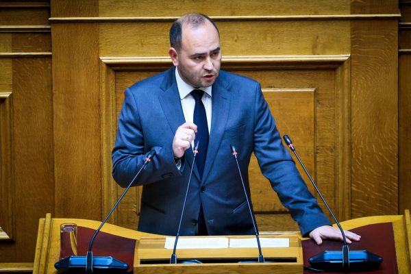 Βασιλειάδης (ΝΔ): «Ναι» στην προανακριτική για τον Τριαντόπουλο – Να εξετάσουμε τα πραγματικά στοιχεία